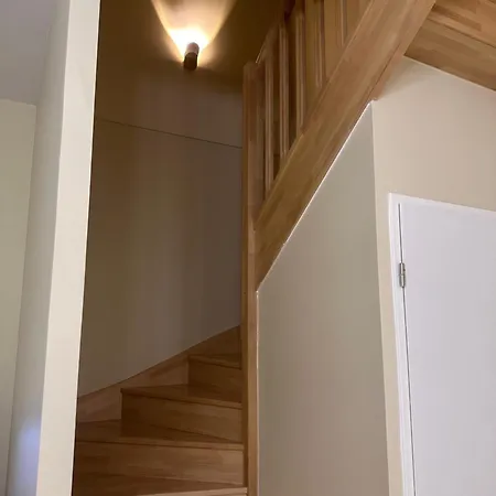 Family's House - Proche De La Vallee Village Et Disneyland Paris ,2 Parkings, Air Condition *