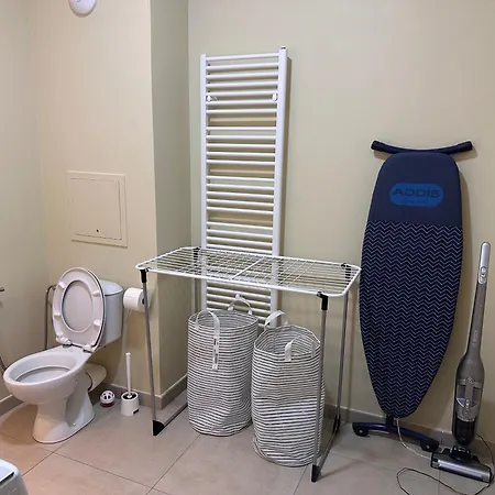 Family's House - Proche De La Vallee Village Et Disneyland Paris ,2 Parkings, Air Condition Holiday home *