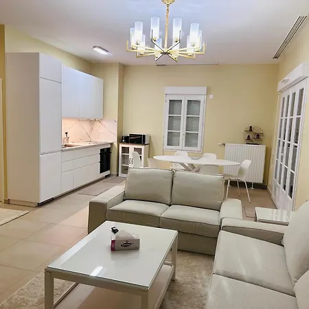 Family's House - Proche De La Vallee Village Et Disneyland Paris ,2 Parkings, Air Condition Serris